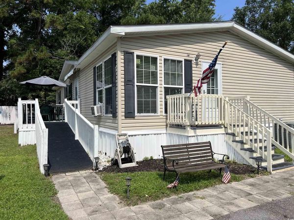 14 Shamrock Circle, Murrells Inlet, SC 29576