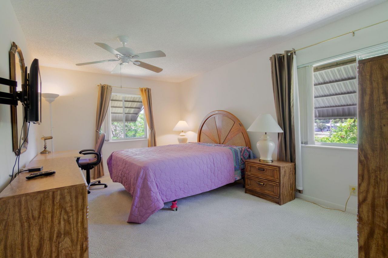 318 Pine Ridge Circle, Unit C2, Greenacres, FL 33463 Photo