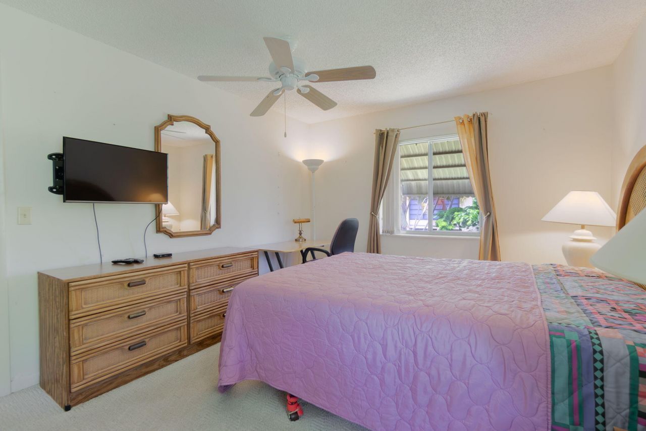 318 Pine Ridge Circle, Unit C2, Greenacres, FL 33463 Photo