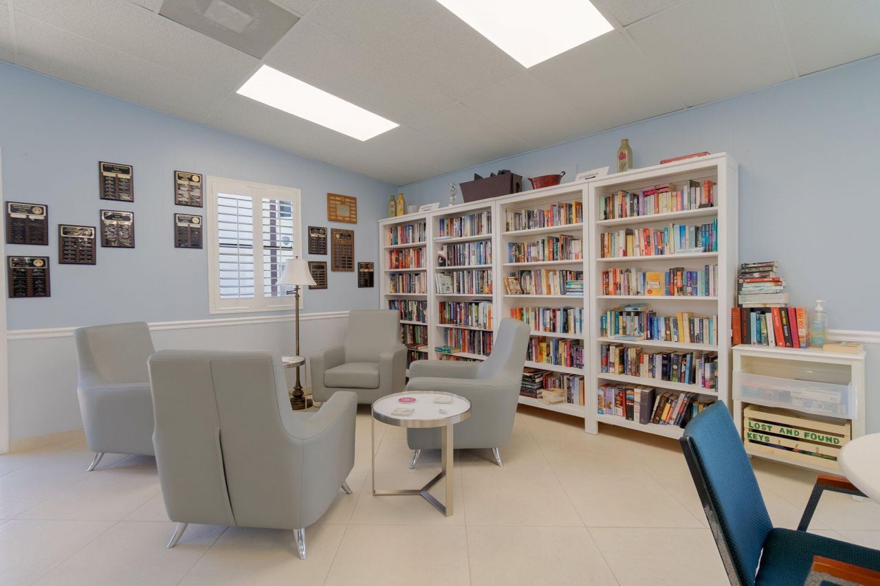 318 Pine Ridge Circle, Unit C2, Greenacres, FL 33463 Photo