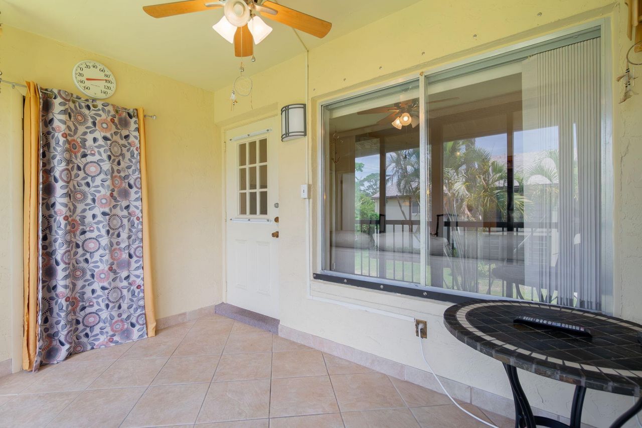 318 Pine Ridge Circle, Unit C2, Greenacres, FL 33463 Photo