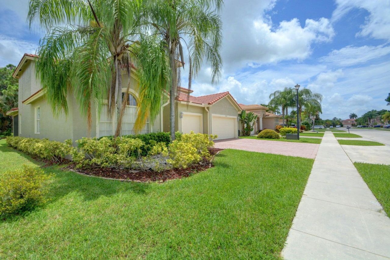 1282 Pebble Ridge Lane, West Palm Beach, FL 33411 Photo