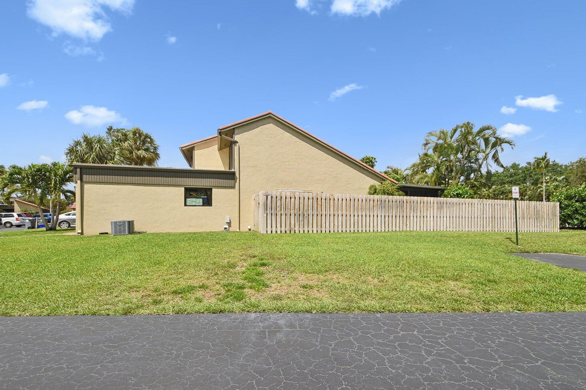11063 Oakdale Road, Boynton Beach, FL 33437 Photo