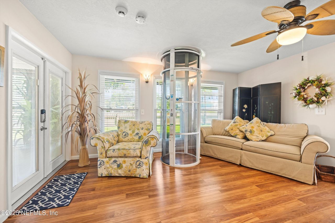 90 Zamora Street, Vilano Beach, FL 32084 Photo