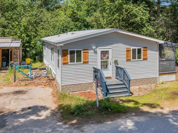 12 Circle Road, Ossipee, NH 03814