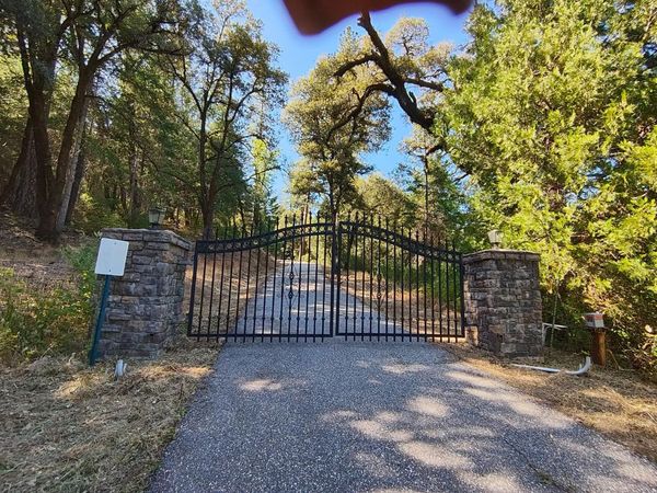 12226 Pine Cone Cir, Grass Valley, CA 95945