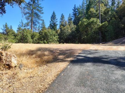 12226 Pine Cone Cir, Grass Valley, CA 95945 Photo