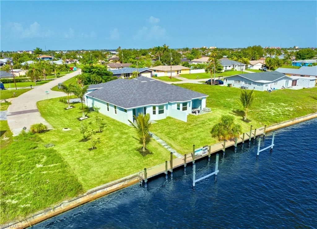 3802 SE 12th Ave, Cape Coral, FL 33904 Photo