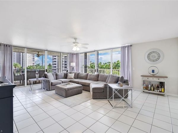 5550 Heron Point DR, Unit 304, NAPLES, FL 34108