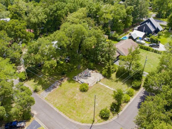 406 Fairland Avenue, Fairhope, AL 36532