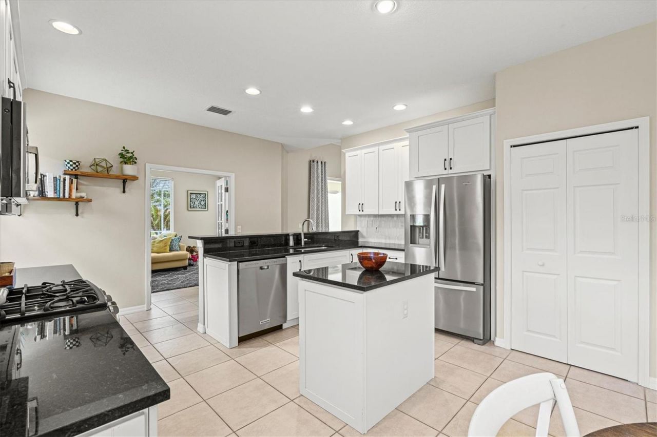 6216 Donnington Court, Sarasota, FL 34238 Photo