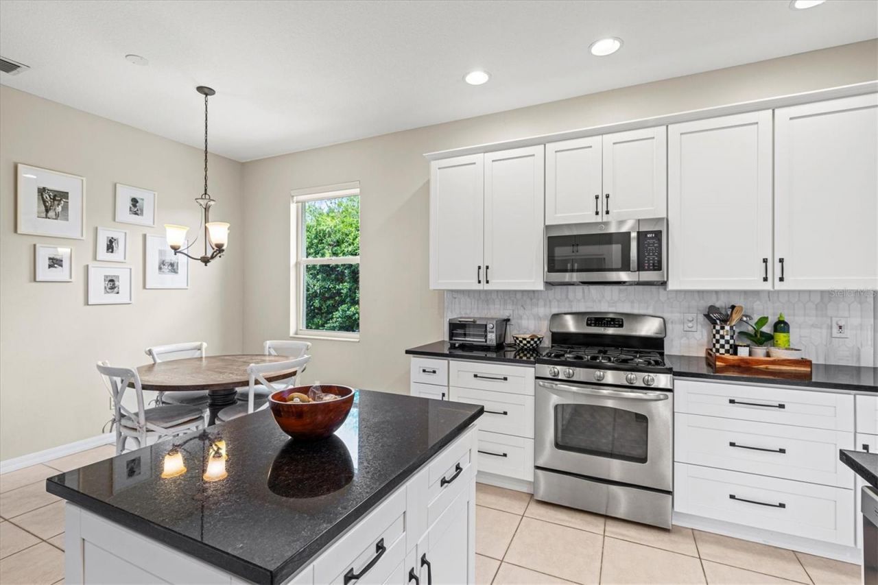 6216 Donnington Court, Sarasota, FL 34238 Photo