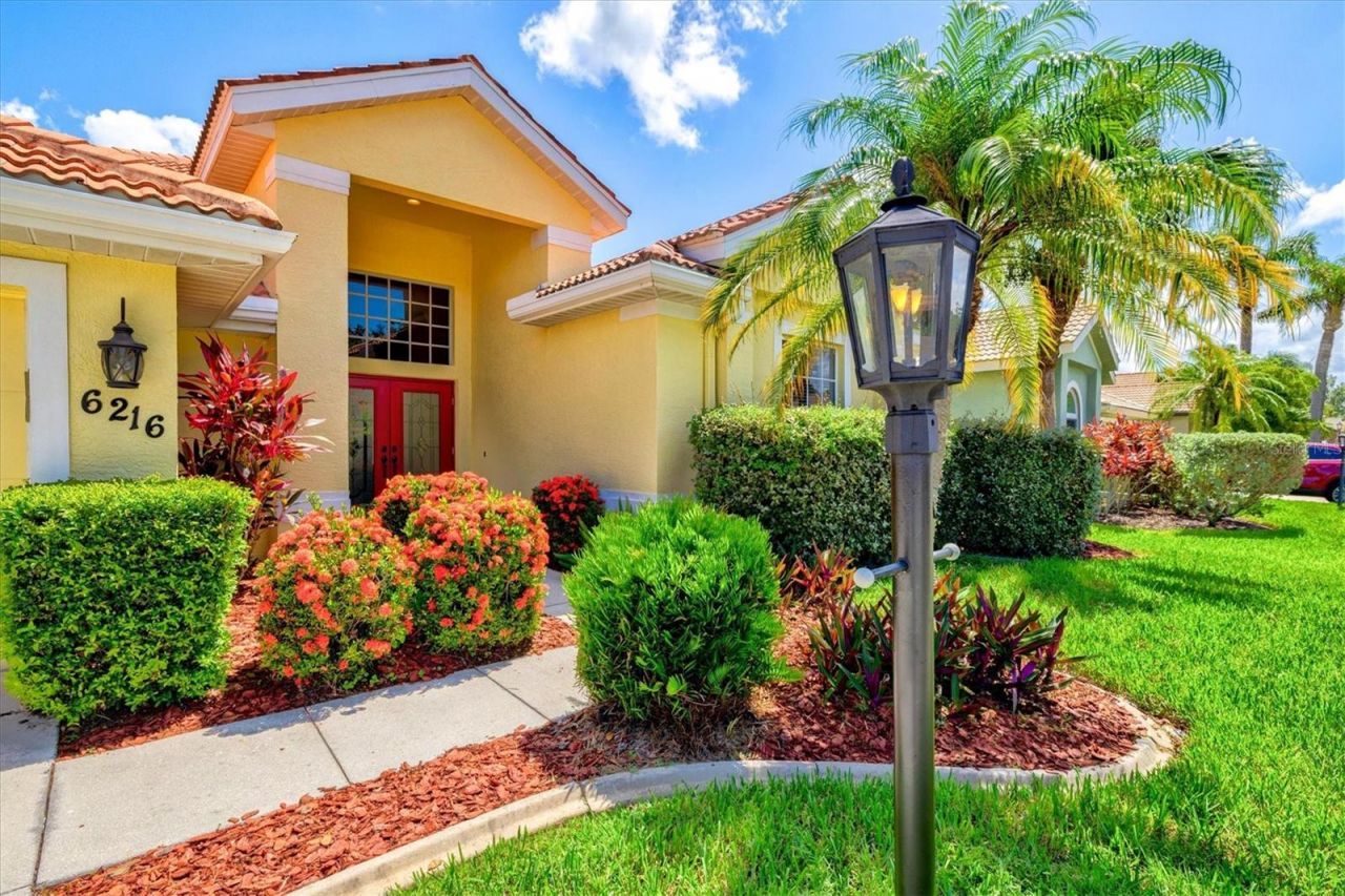 6216 Donnington Court, Sarasota, FL 34238 Photo