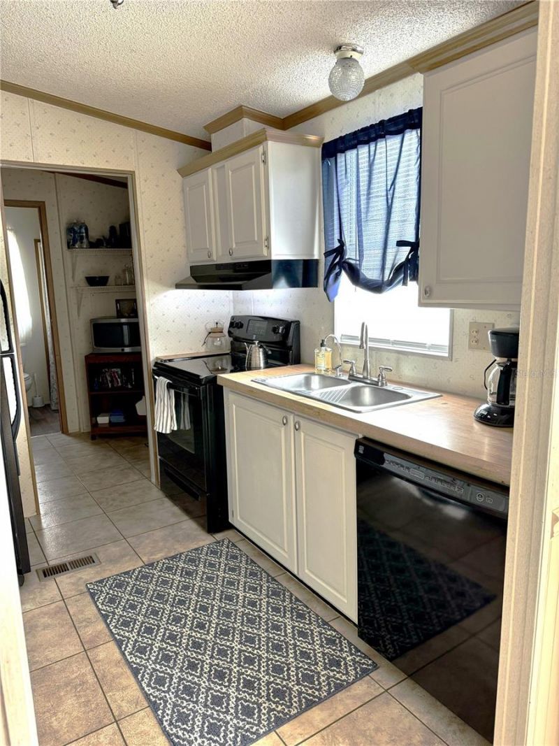 1976 Holy Cow Road, Polk City, FL 33868 Photo