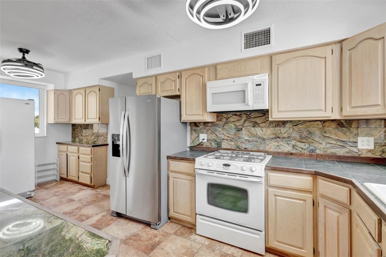 217 Marina Drive, Hutchinson Island, FL 34949 Photo