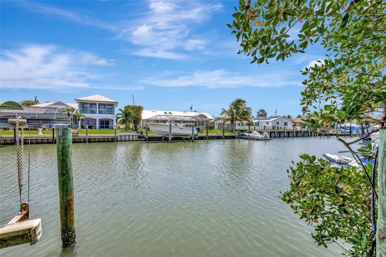 217 Marina Drive, Hutchinson Island, FL 34949 Photo