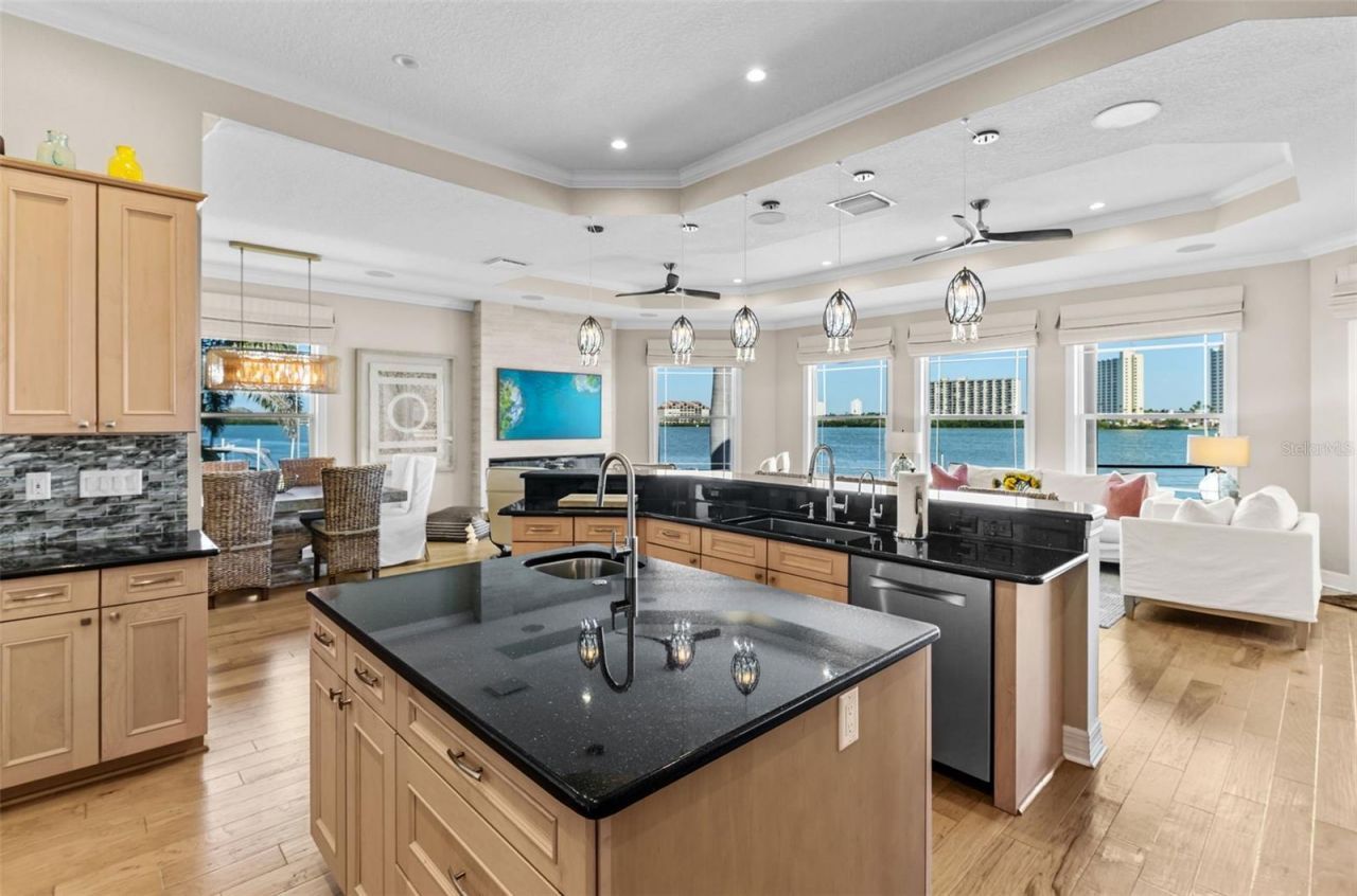 7815 9th Avenue S, Saint Petersburg, FL 33707 Photo