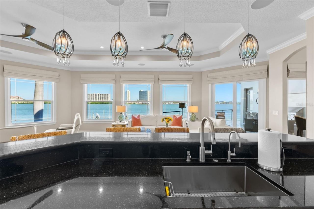 7815 9th Avenue S, Saint Petersburg, FL 33707 Photo