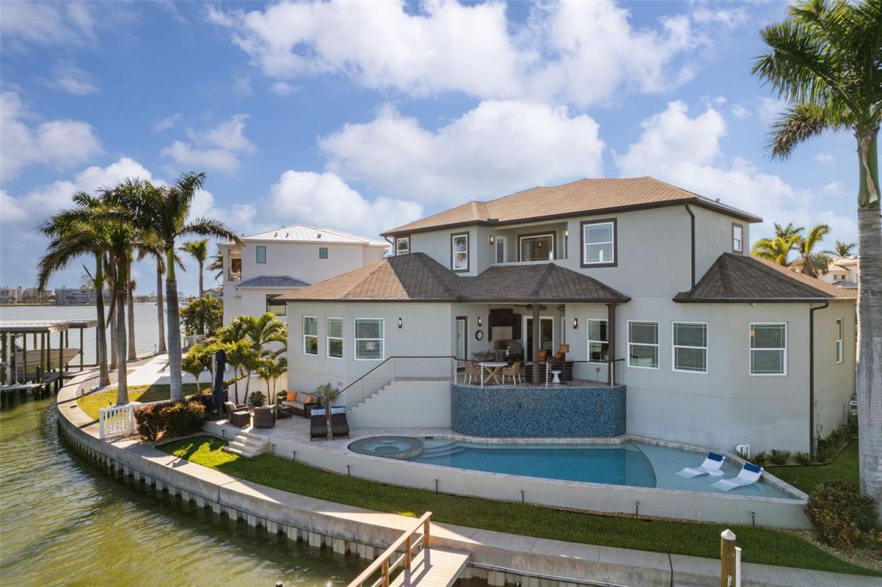 7815 9th Avenue S, Saint Petersburg, FL 33707 Photo