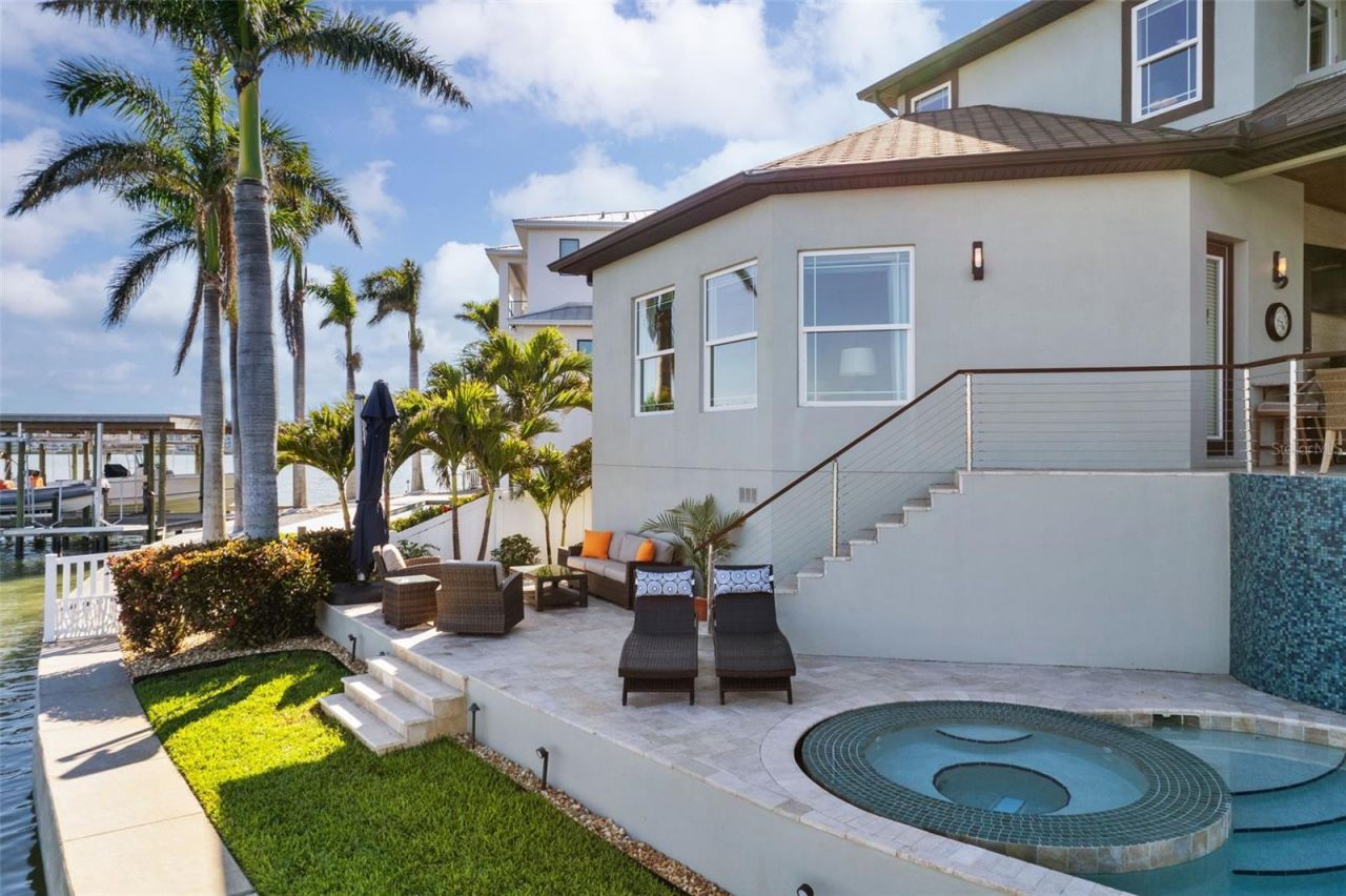 7815 9th Avenue S, Saint Petersburg, FL 33707 Photo