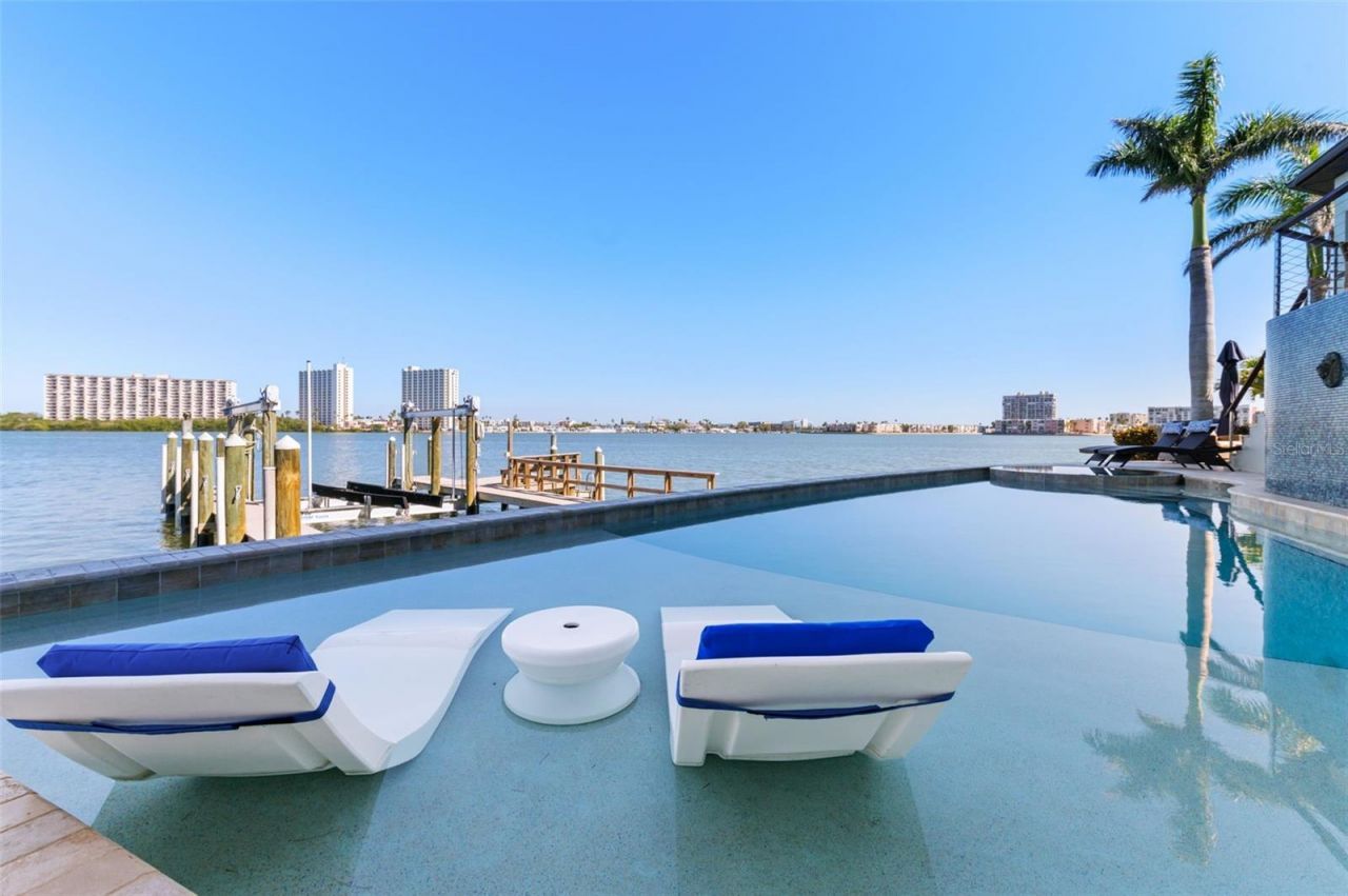 7815 9th Avenue S, Saint Petersburg, FL 33707 Photo