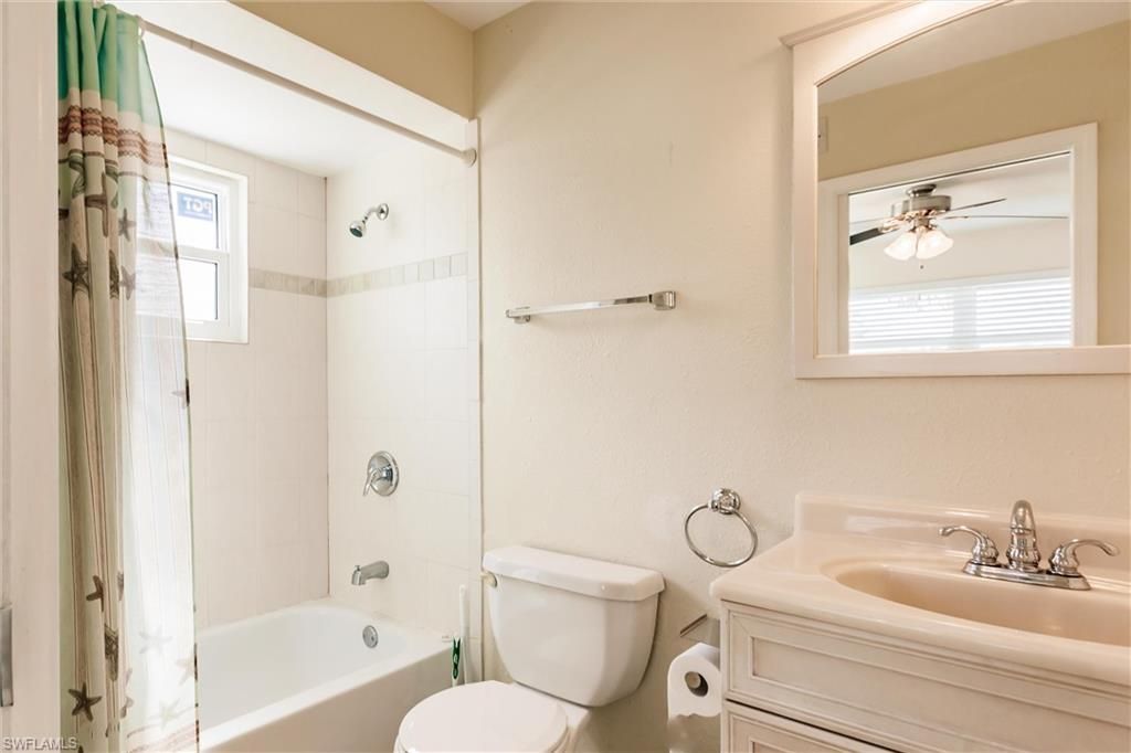 3042 SW 10th Pl, Cape Coral, FL 33914 Photo