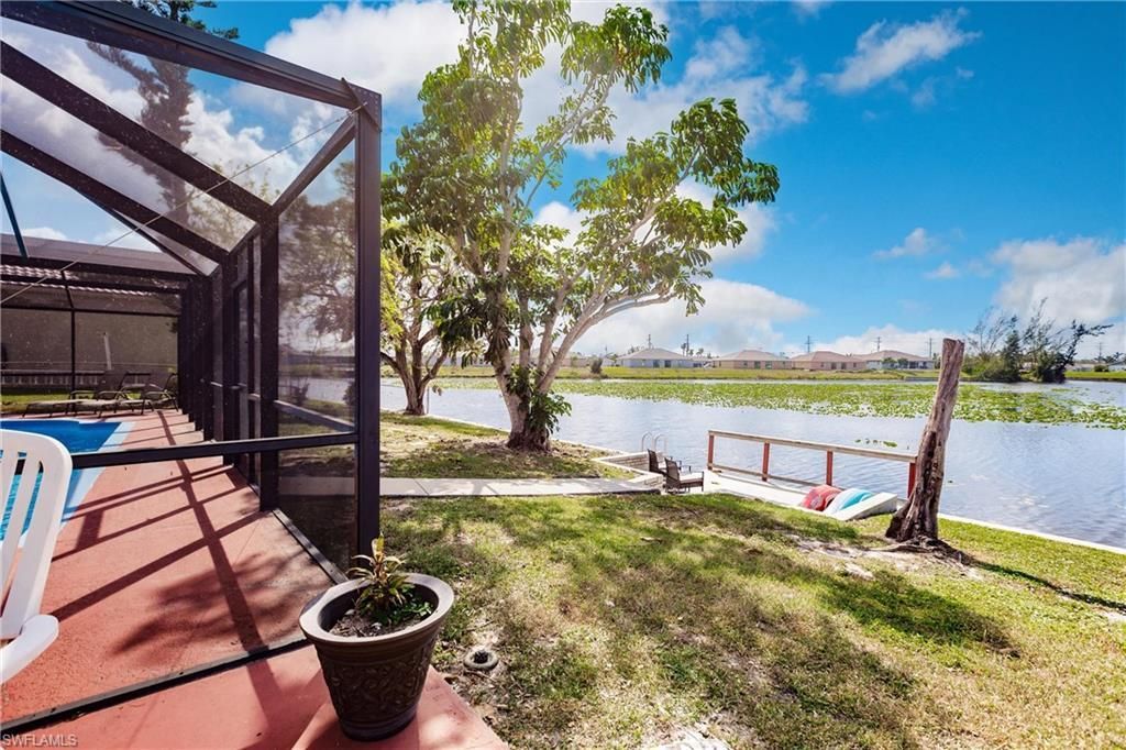 3042 SW 10th Pl, Cape Coral, FL 33914 Photo