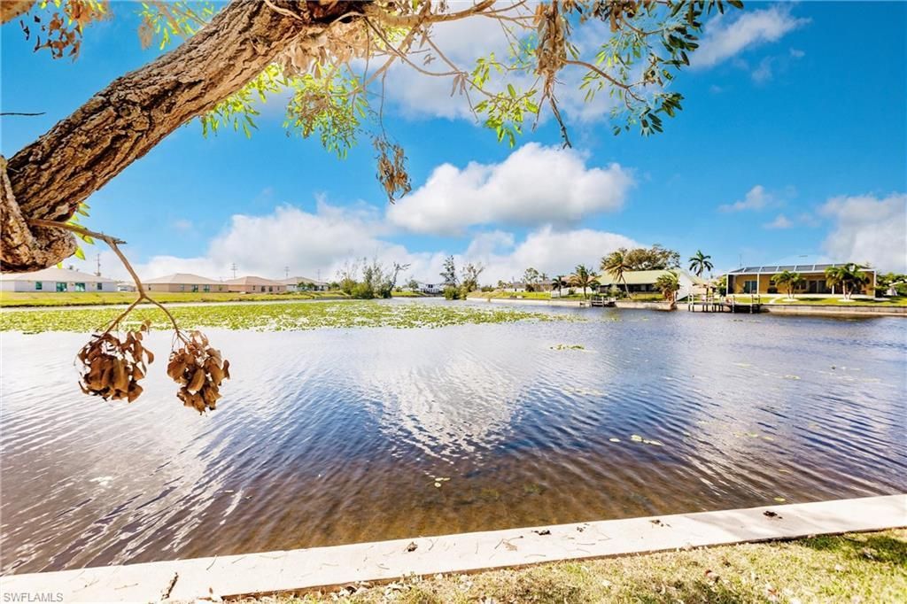 3042 SW 10th Pl, Cape Coral, FL 33914 Photo