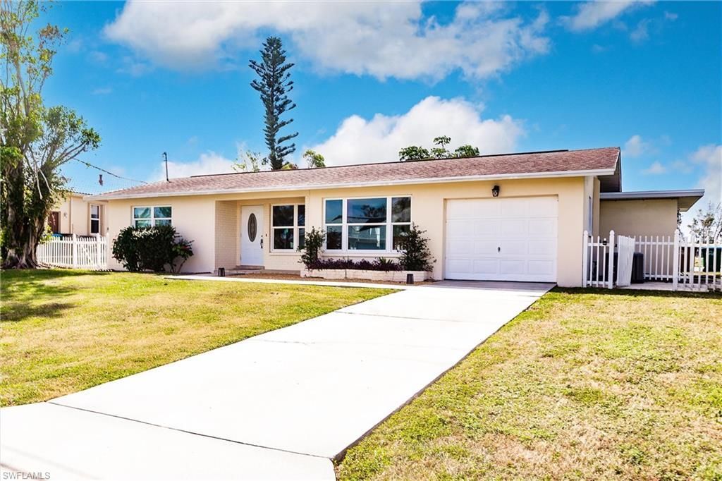 3042 SW 10th Pl, Cape Coral, FL 33914 Photo