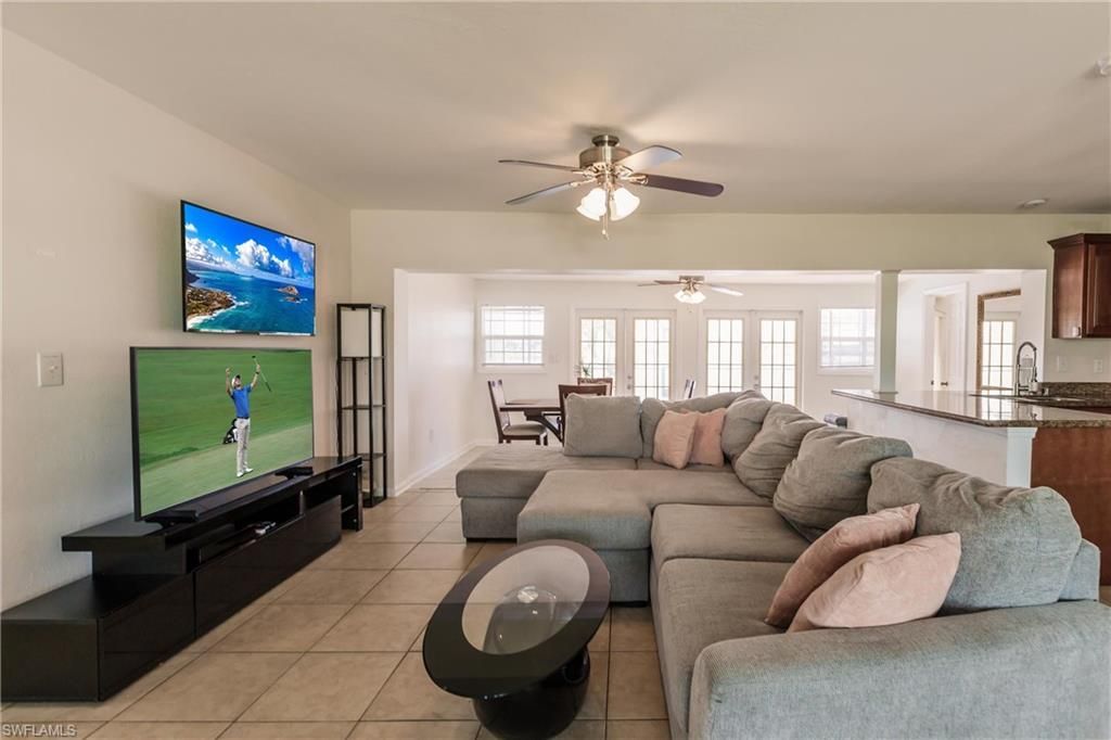 3042 SW 10th Pl, Cape Coral, FL 33914 Photo