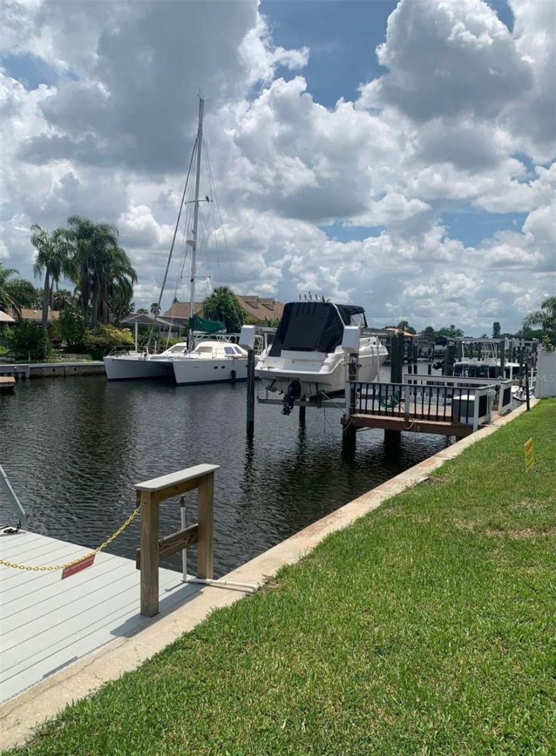 1025 Apollo Beach Boulevard, Unit B, Apollo Beach, FL 33572 Photo