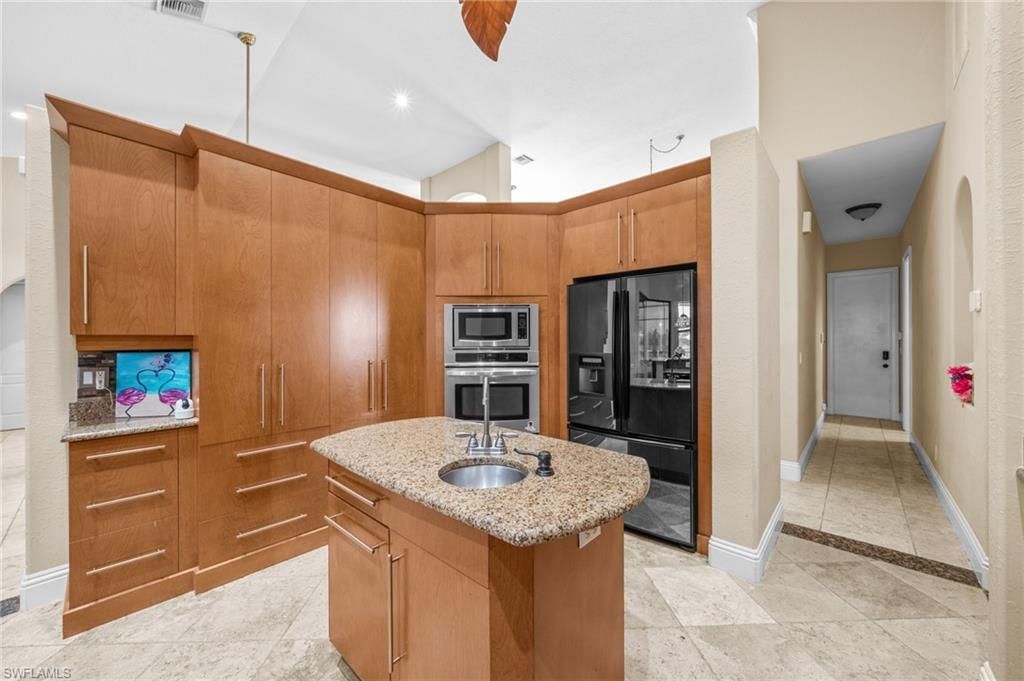 4007 Surfside Blvd, Cape Coral, FL 33914 Photo