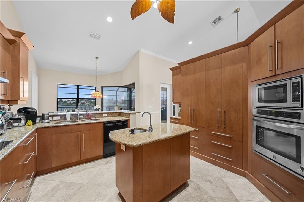 4007 Surfside Blvd, Cape Coral, FL 33914 Photo