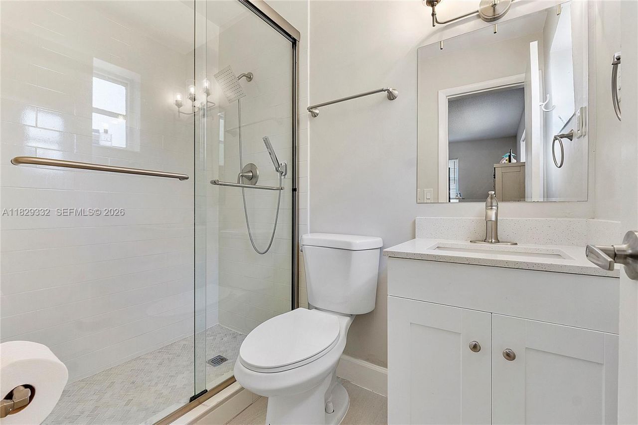 3301 NW 42nd St, Lauderdale Lakes, FL 33309 Photo