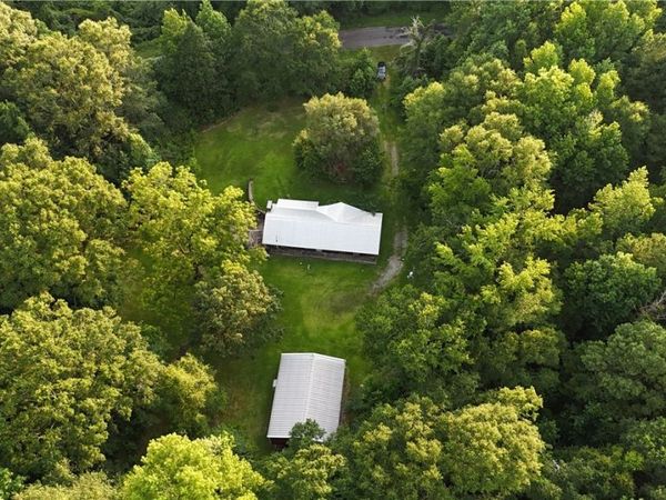 11900 Payneville Road, Livingston, AL 35470