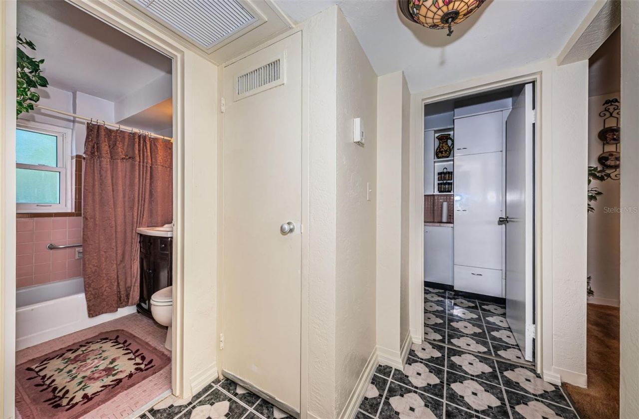 841 4th Avenue N, Unit 21, Saint Petersburg, FL 33701 Photo