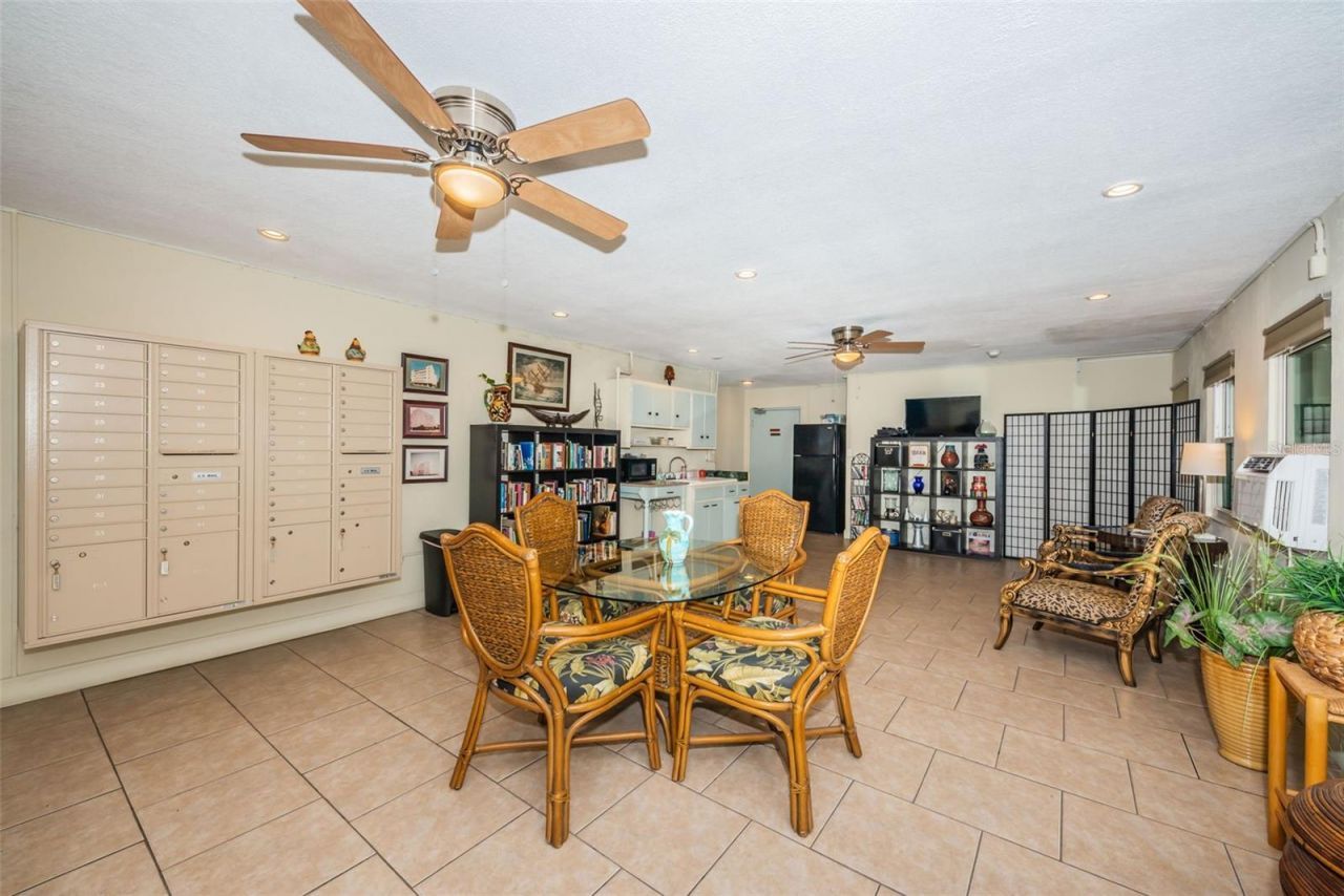 841 4th Avenue N, Unit 21, Saint Petersburg, FL 33701 Photo