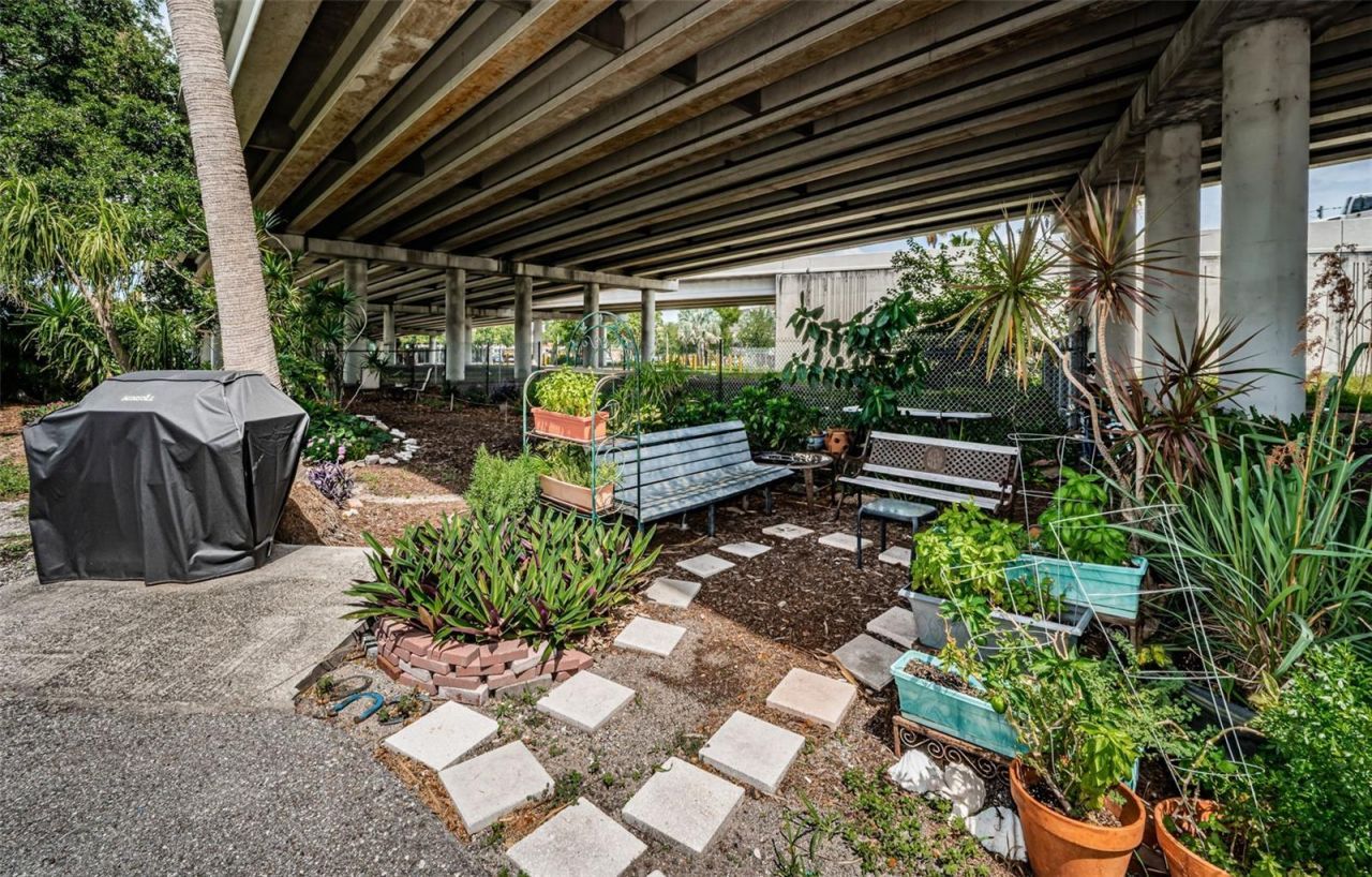 841 4th Avenue N, Unit 21, Saint Petersburg, FL 33701 Photo