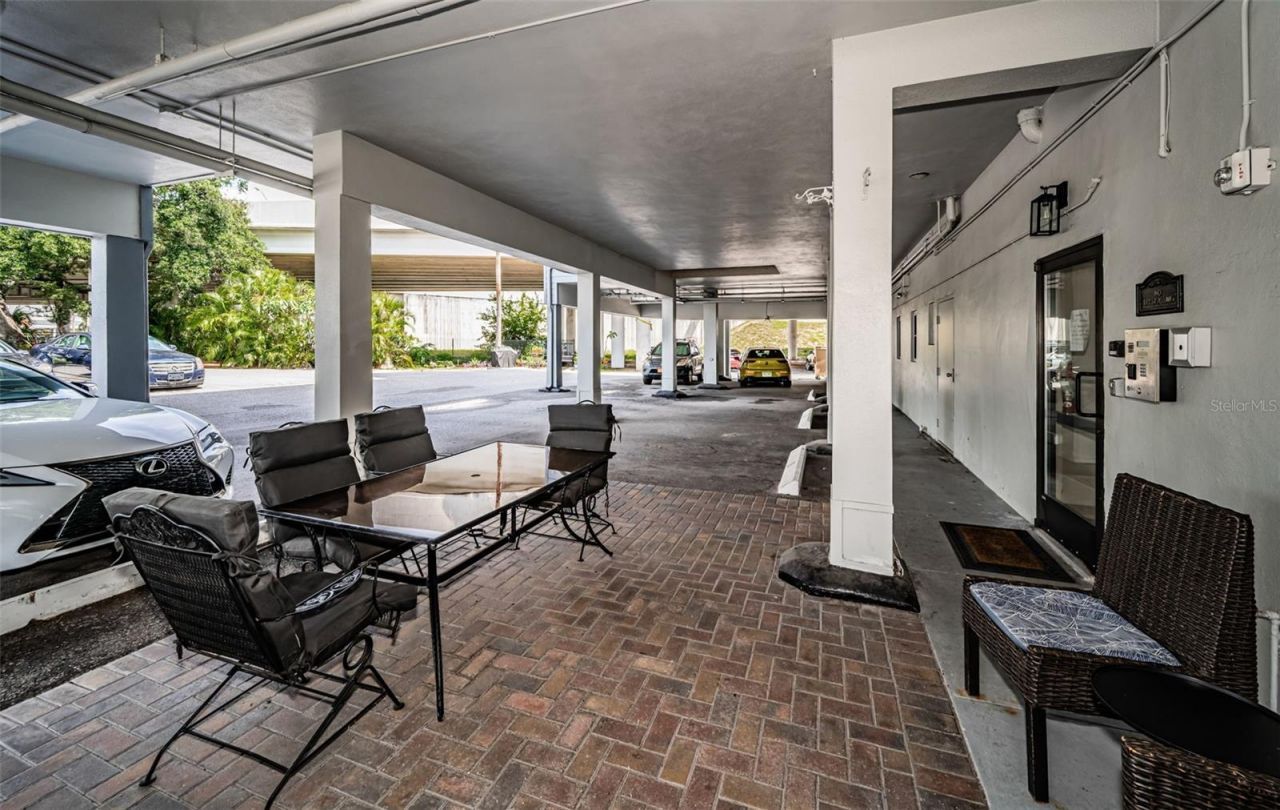 841 4th Avenue N, Unit 21, Saint Petersburg, FL 33701 Photo