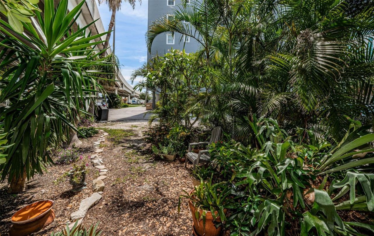 841 4th Avenue N, Unit 21, Saint Petersburg, FL 33701 Photo