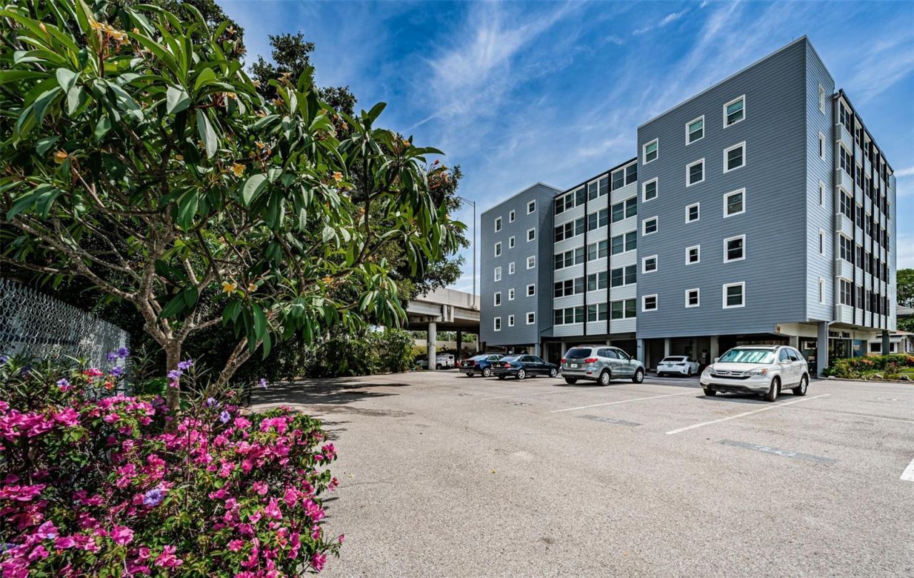 841 4th Avenue N, Unit 21, Saint Petersburg, FL 33701 Photo