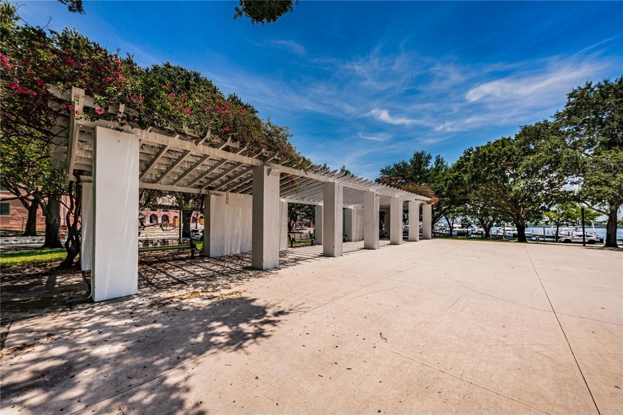 841 4th Avenue N, Unit 21, Saint Petersburg, FL 33701 Photo