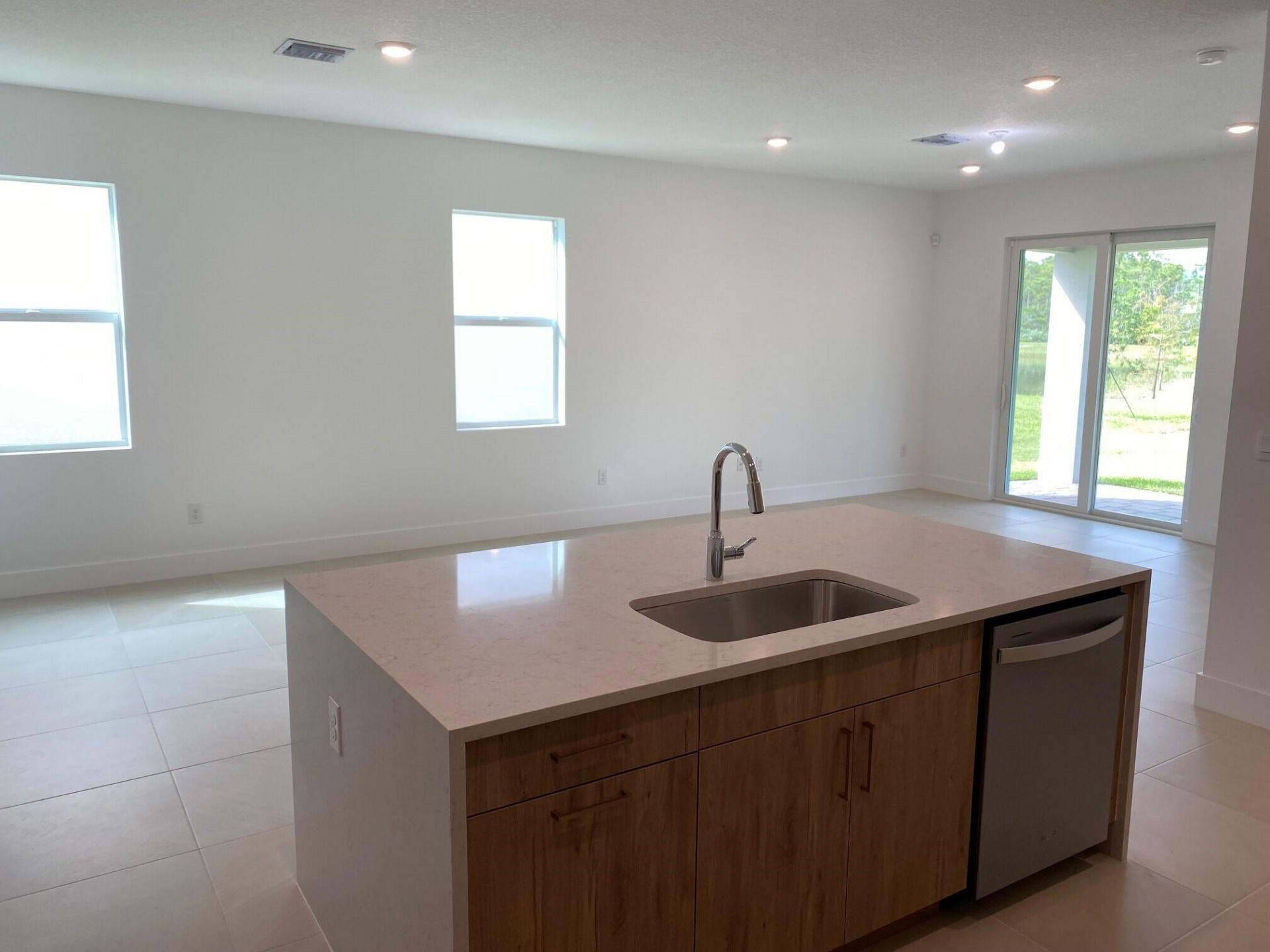 7011 SE Park Trace Drive, Stuart, FL 34997 Photo