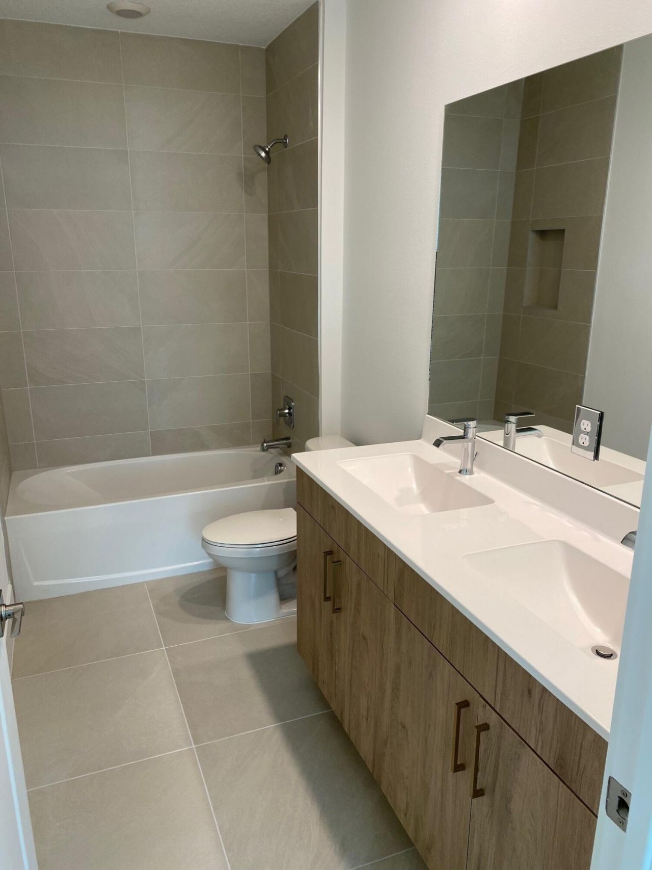 7011 SE Park Trace Drive, Stuart, FL 34997 Photo