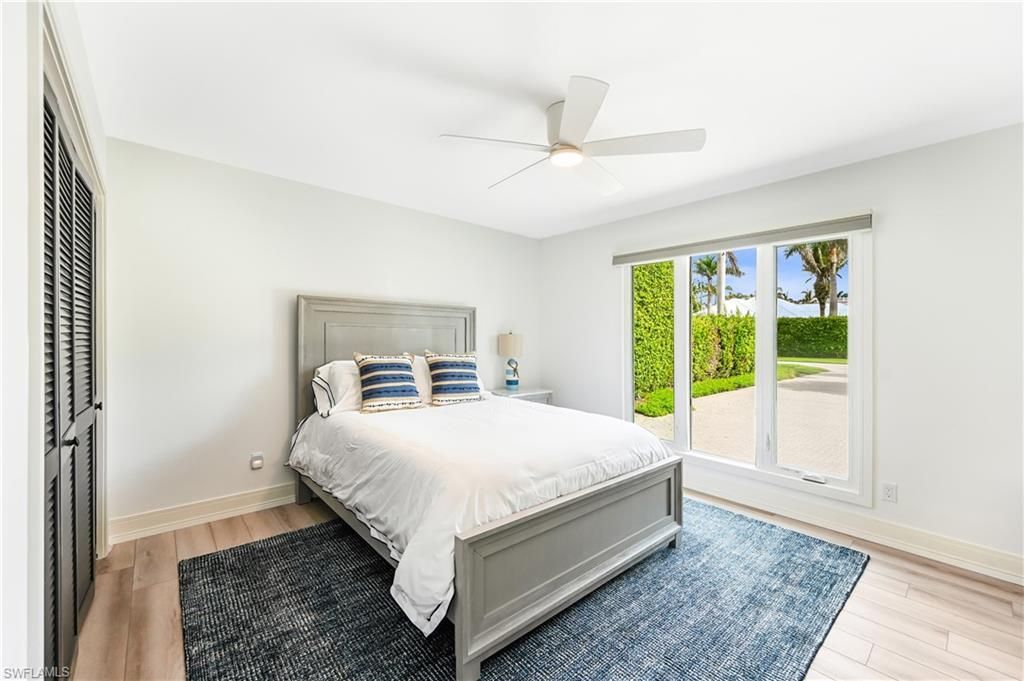134 16th Ave S, Naples, FL 34102 Photo