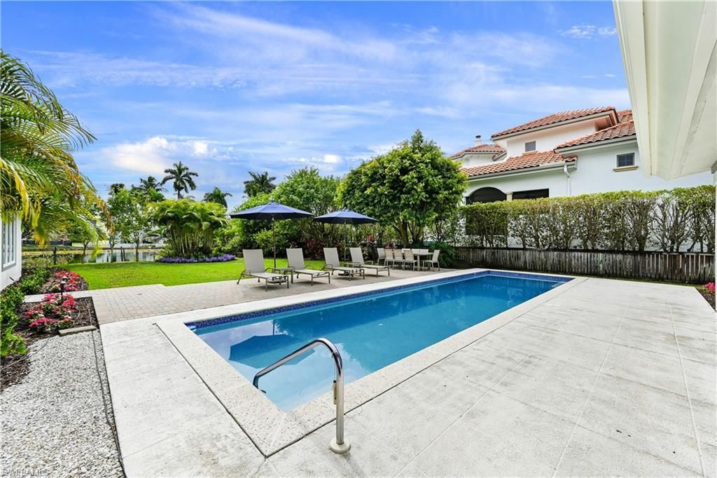 134 16th Ave S, Naples, FL 34102 Photo