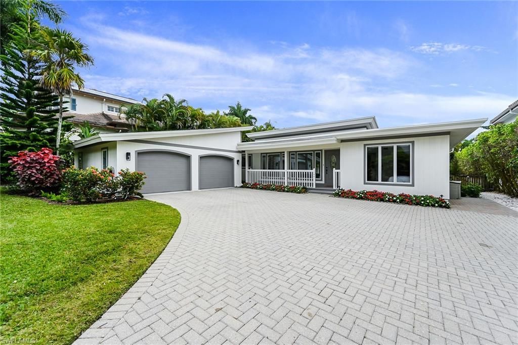 134 16th Ave S, Naples, FL 34102 Photo