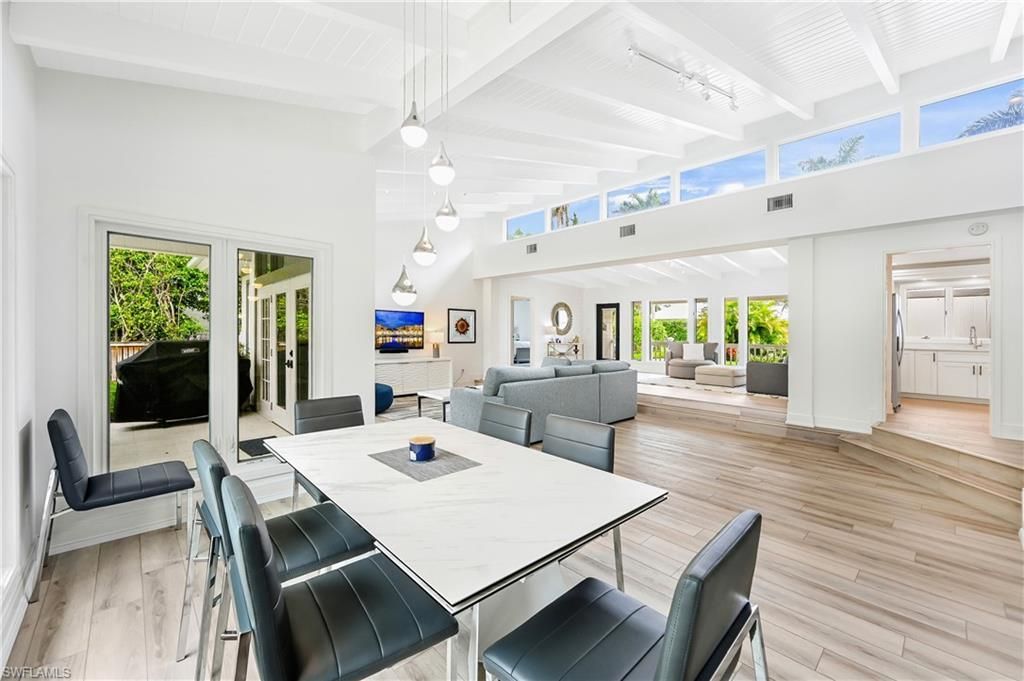 134 16th Ave S, Naples, FL 34102 Photo