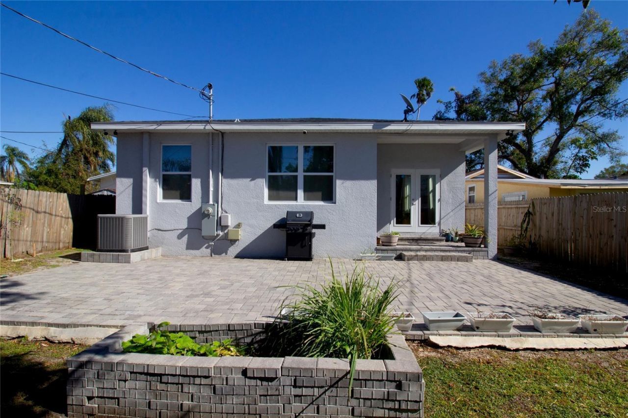 5528 40th Street N, Saint Petersburg, FL 33714 Photo