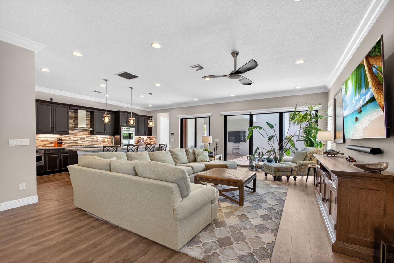 5041 Grandiflora Road, Palm Beach Gardens, FL 33418 Photo